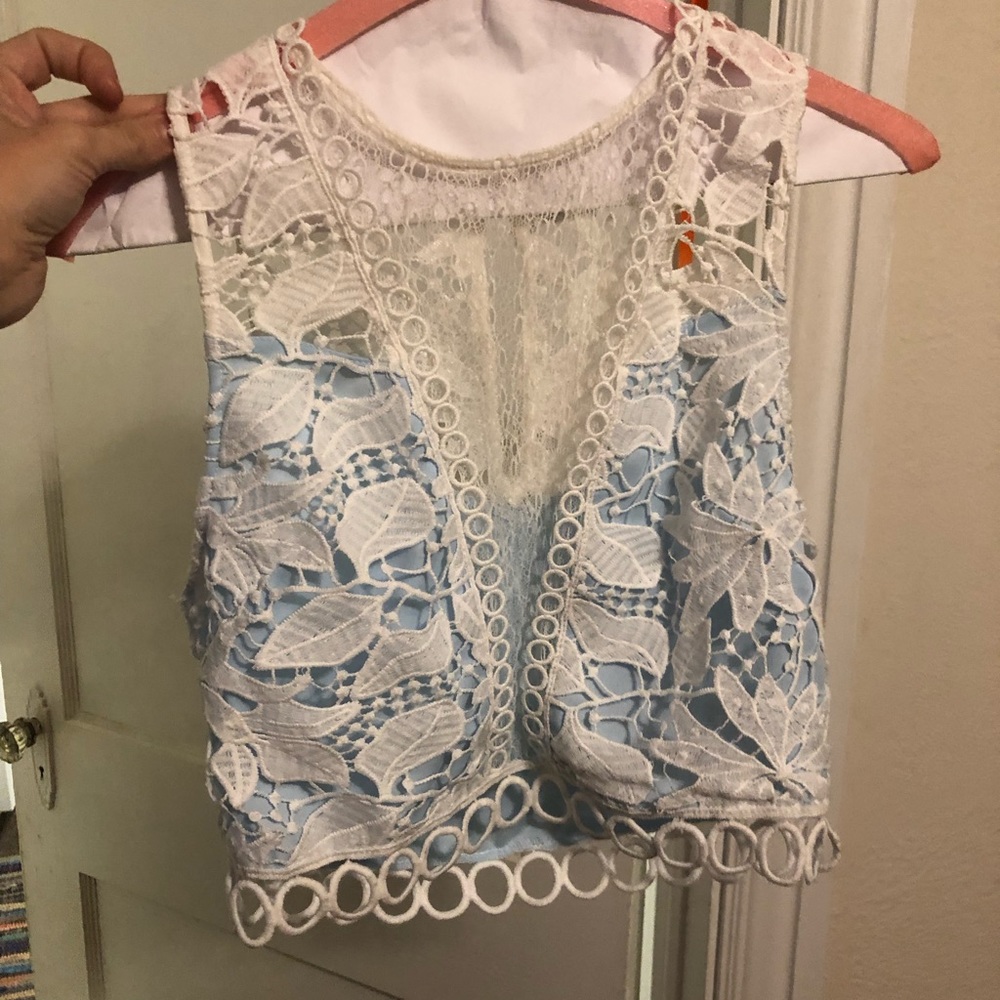 NWOT Lush lace crop top blue